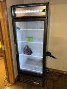 True Mfg. Refrigerated Single Door Merchandiser - Model GDM-26-LD - Serial No. 8081778 - 1PH - 30in x 30in x 80in