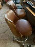 Wurlitzer Model 4060 Electric Organ - Serial No. 893571 - Chairs Included
