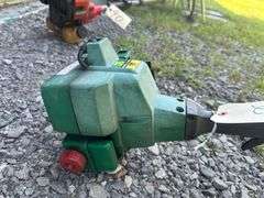 Weed Eater Gas Powered Trimmer - Model LT7000