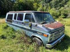 1988 Chevy Van - VIN: 2GBEG25K4J4134686