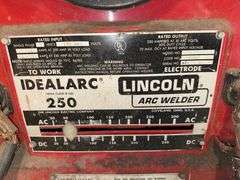 Lincoln IDEALARC 250 Arc Welder - Model 250-250 - Serial No. AC-701046 - Includes Welding Guns and Rods