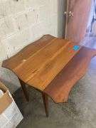 Wooden Table with Adjustable Width