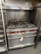Vulcan 8 Burner Gas Range w/ Oven and Shelf - Natural Gas - 36in x 32in x 62in