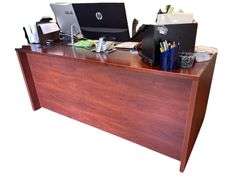6’ Desk