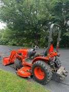 Kubota B2620 HST Tractor w/ 50in Front End Loader, 60in Mower Deck, and ROPS - Serial No. 56717 - *ONLY 277 Hours* - 3 Pt Hitch and PTO - Front End Loader (Model LA364)(Serial No. B1885) - Mower Deck (Model RCK60-29B)(Serial No. 21870) - ROPS (Model SFB-F292)(Serial No. 74324)