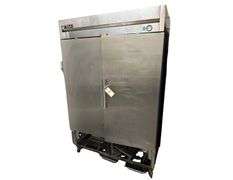 True Mfg. 2 Door Reach In Refrugerator - Model T-49 - Serial No. 968336 - 1PH - 54in x 31in x 84in