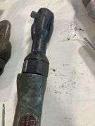 2 Pneumatic Ratchets