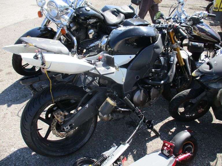 WHITE, 2005, KAWASAKI NINJA ZX-10R, JKAZXCC115A032346,  , image