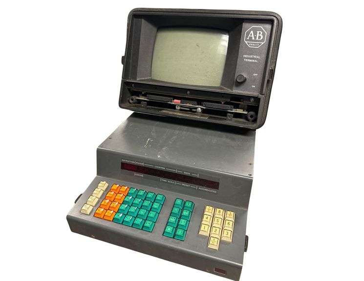 Allen Bradley Bulletin 1770-TA Industrial Terminal (Serial No. 194) and Bulletin 1772-T1 PLC-2 Programmable Panel Controller (Serial No. 433) - Includes IEC Contactors image