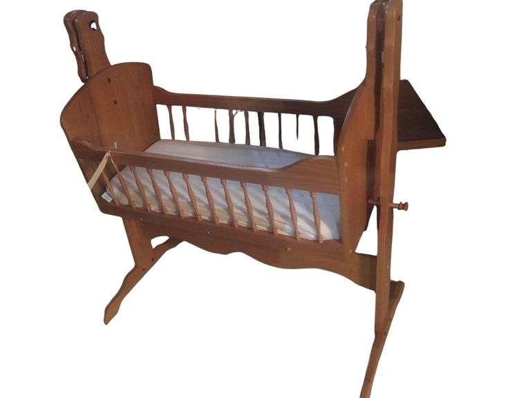 Crib 40”x19”x45” image
