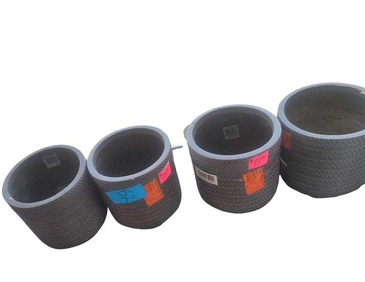 4 10in Planters image