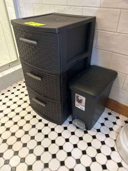 Plastic Drawer Set 12 in x 14 in x 24 in and Trash Can 7 in x 12 in x 12 in, 2.7 Gal/10.2 L image