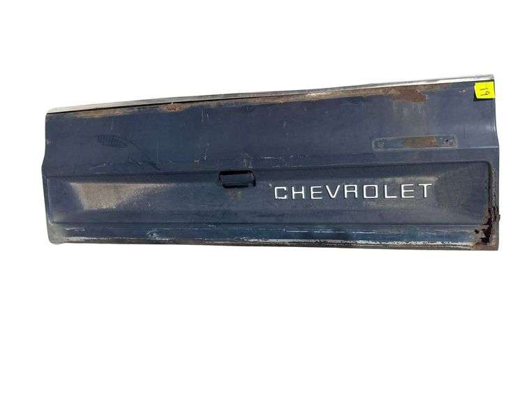 Chevrolet Squarebody Tailgate image