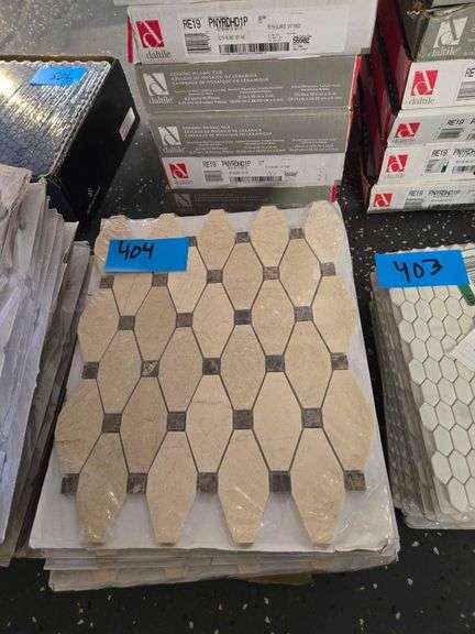 Unboxed Wall Tile image
