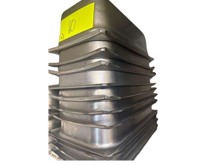 11 Stainless 1/4 Size Pans image