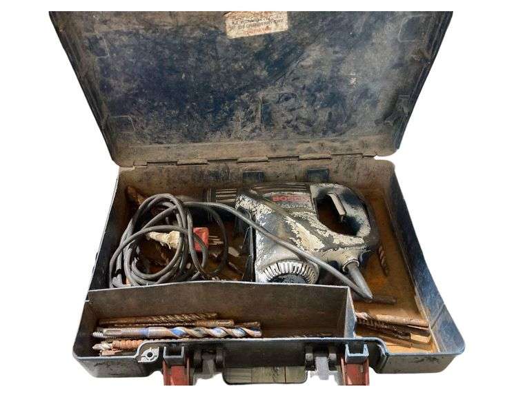 Bosch SDS-Plus 1-1/8” 120V Rotary Hammer With Drill Bits image