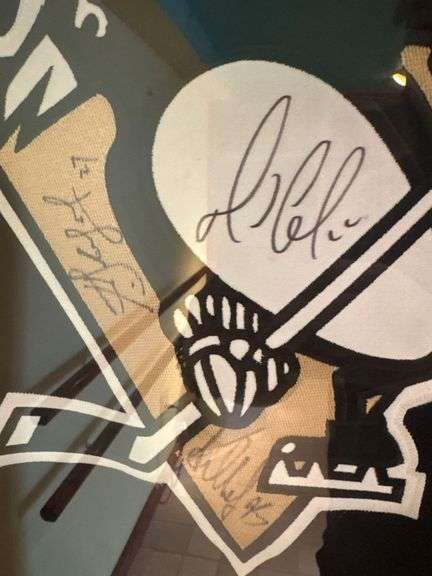 Mario Lemieux Autographed Game Worn Jersey - KOHO Size 52 - Professionally Framed image