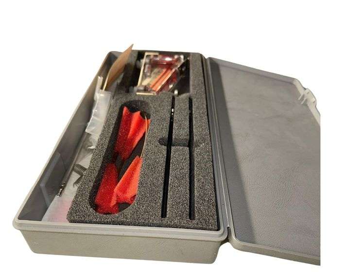 DWYER VT172 Thermometer With Case image