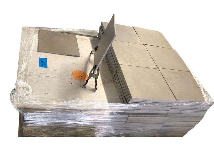 Tile Flooring 12“ x 12“ image