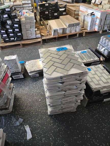Unboxed Wall Tile. image