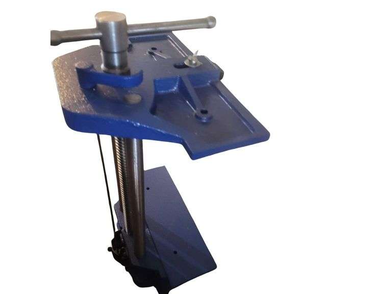 Vevor Tough Tool - Vice image