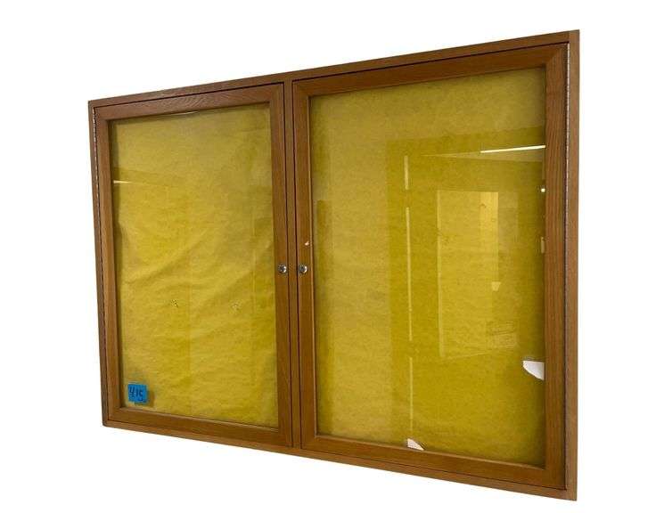 Pin Board in Display Case 4ftx3ft image