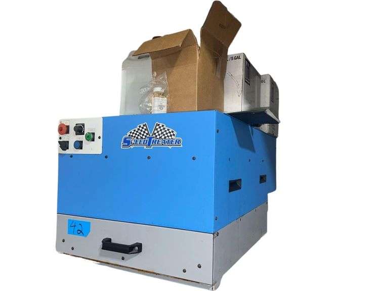 SpeedTreater-TX Automatic Pretreater - Includes Solutions - Direct To Garment Printing image