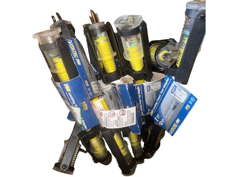 Short Extension Cords image