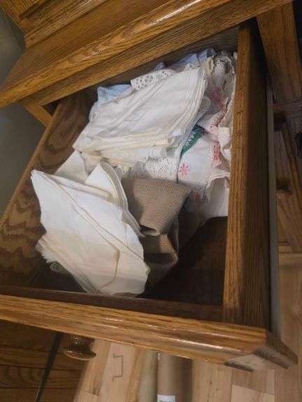 Contents on Drawers Various Linens image