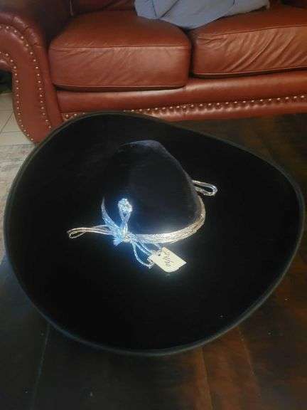Mexican Sombrero 24/30 image