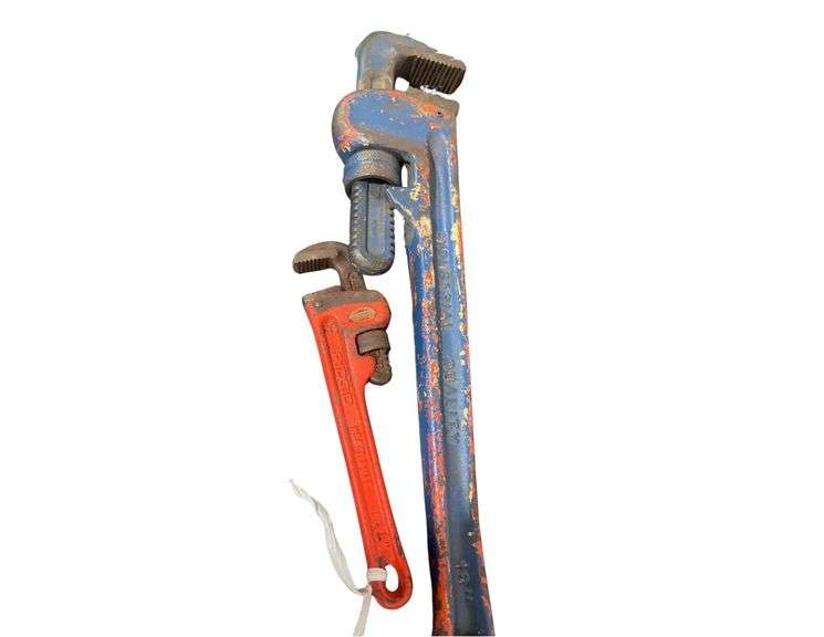 18" & 8" Pipe Wrenches image