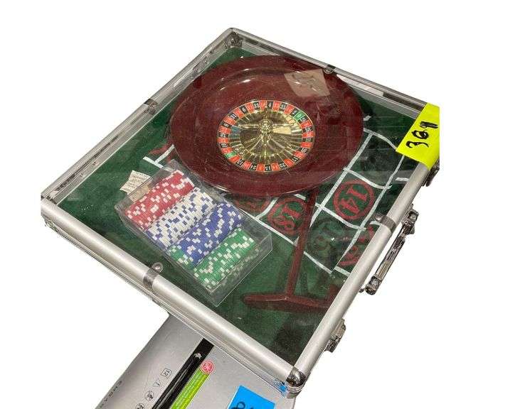 Mini Roulette Wheel with Chips and Cloth image