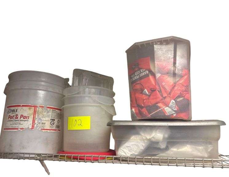 Buckets and Lids image
