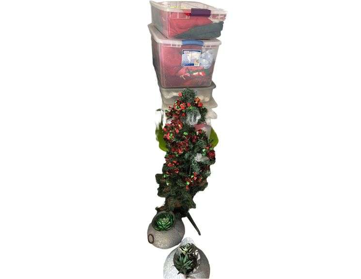 Assorted Holiday Decor image