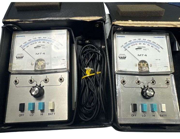 2 MultiMeters image
