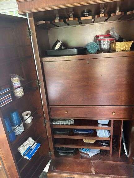 Contents of Cabinet image