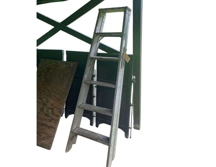 Wooden 6 Foot Stepladder image
