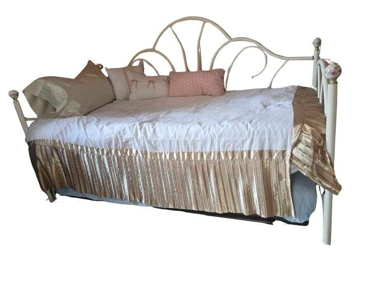 Day Bed image