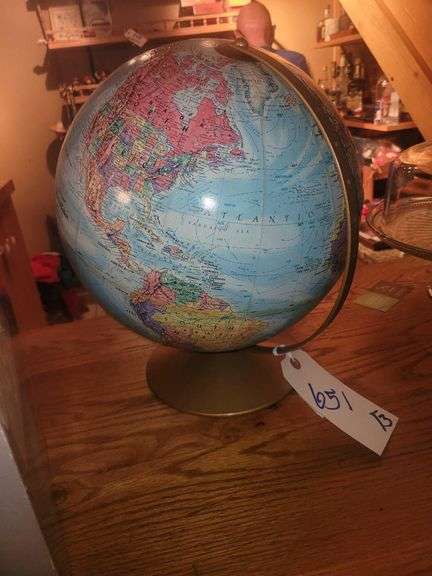Globe 13in image