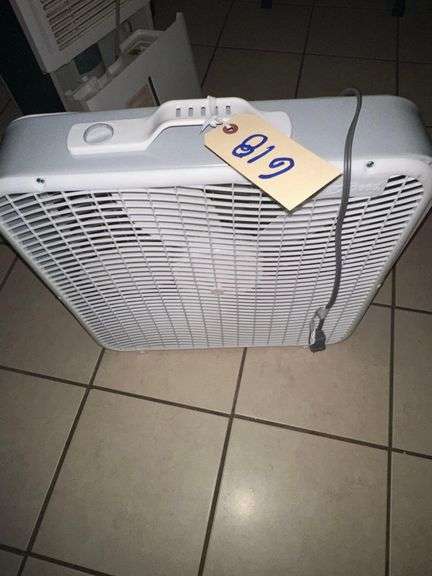 3 Speed 20in. Box Fan image