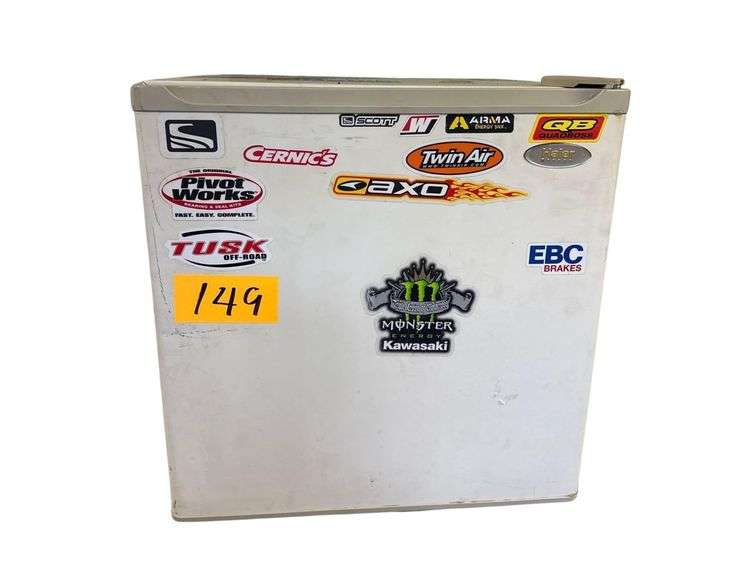 Bauer Mini Fridge 19 X 18 X 19 image