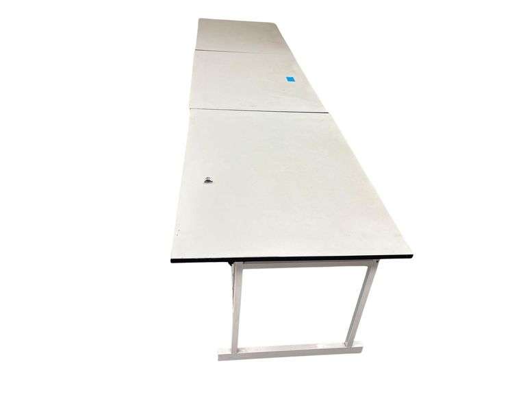 3 Desk 42inx31inx30in image
