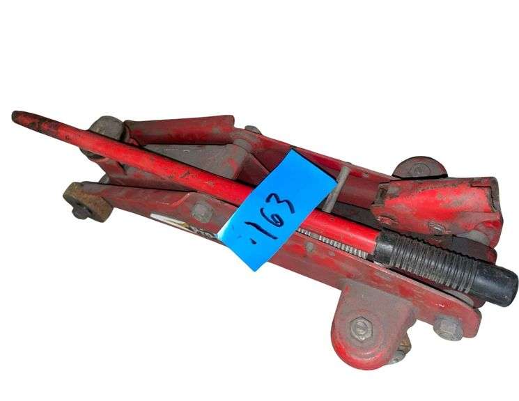 Hydraulic Floor Jack image