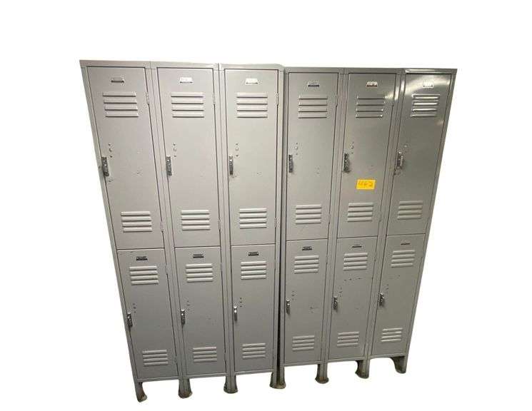 2 6ftx2.5ft Lockers image