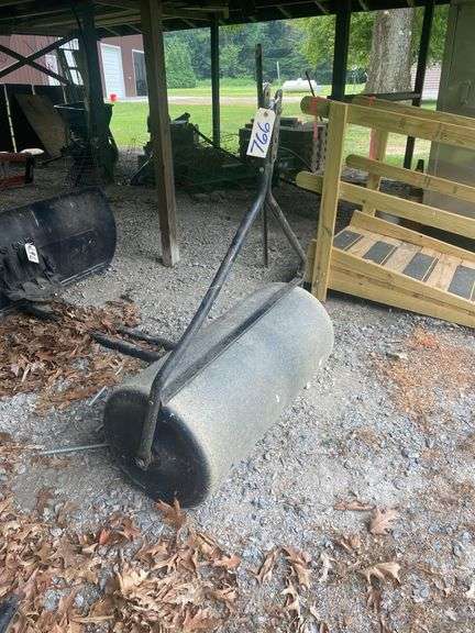 Yard Roller 41x18 Inches Plastic image