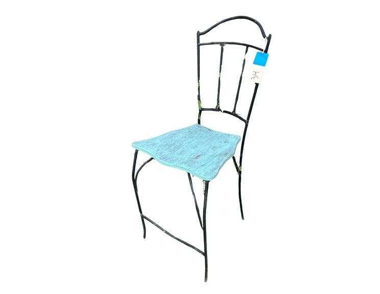 Chair, 18 in x 16 in x 45 in image