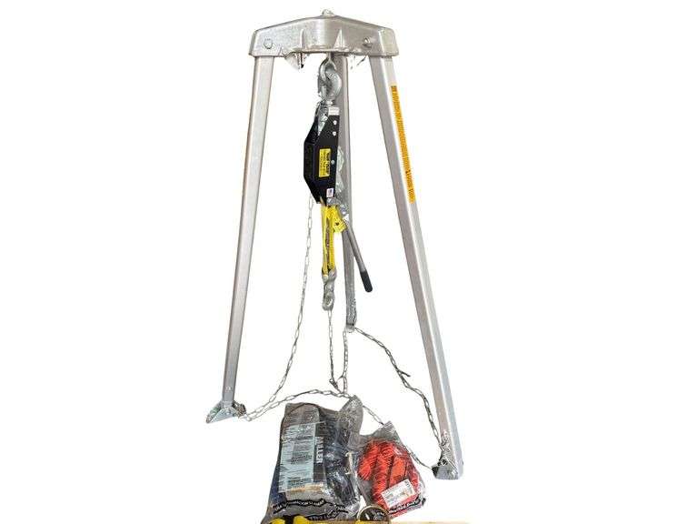 Miller Confined Space Winch Harness System with Tuff-Tugg TT4000 Hoist/Puller and Miller E650D Duraflex Harness and Miller Shock Absorbing Lanyard image