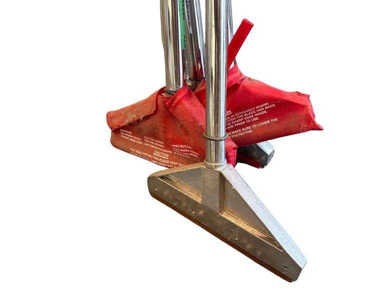 4 Razor Floor Scrapers image