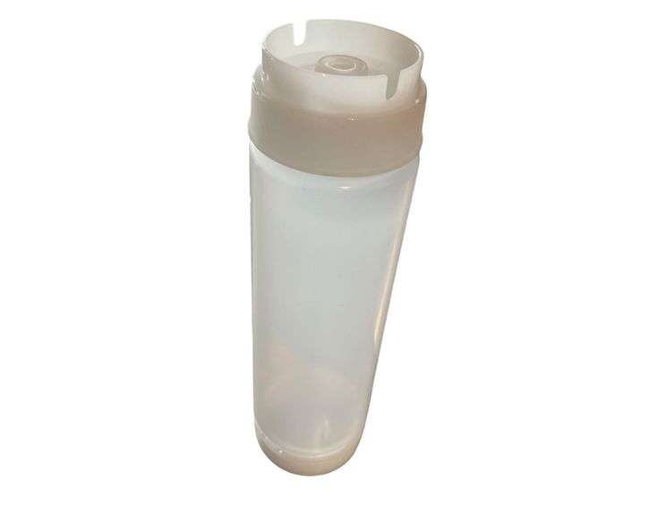 12 Condiment Containers and 4 Squeeze Bottles and 2 Cases of 1000 Teaspoons image