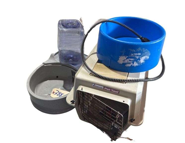 Pet Carrier and Heater Water Bowl image